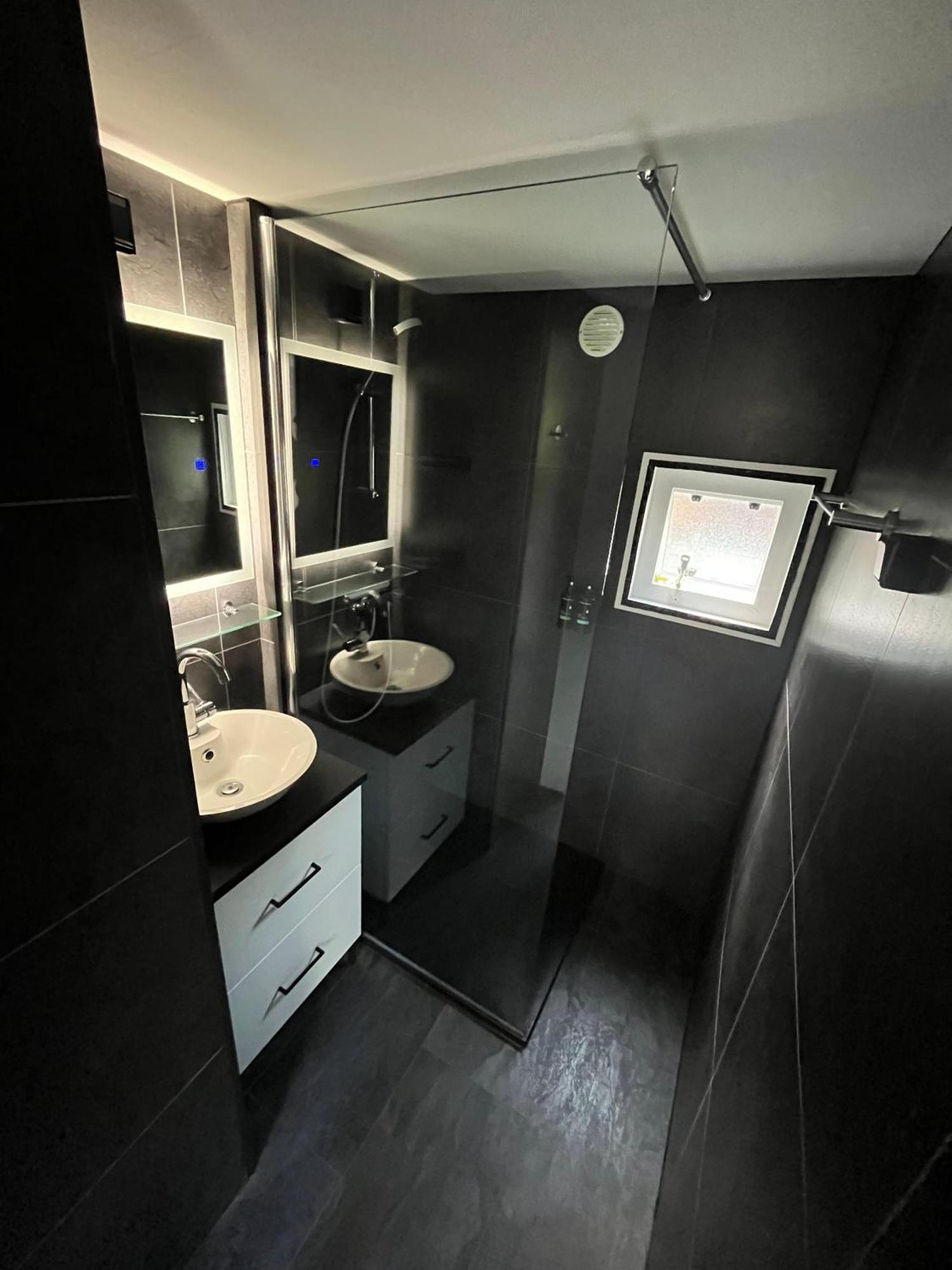 Modern Chalet In De Bossen Van De Veluwe Epe Eksteriør billede